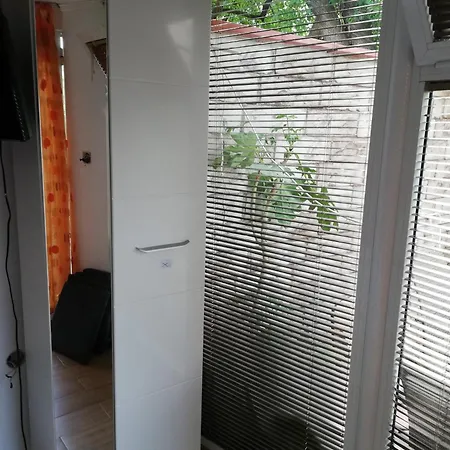 Гостевой дом Ivy 2*