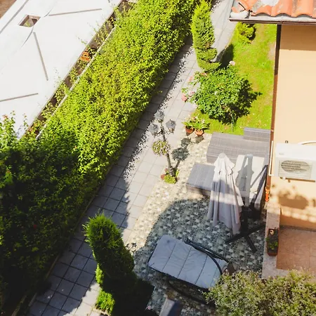 Ivy Гостевой дом Равда