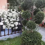 Гостевой дом Стаи Под Наем Иви - Равда