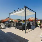 Стаи Под Наем Иви - Равда Гостевой дом 2*