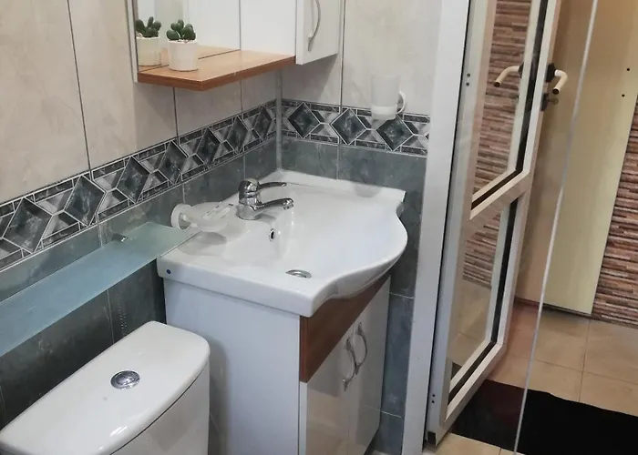 Guest House Ivy Maison d'hôtes 2*