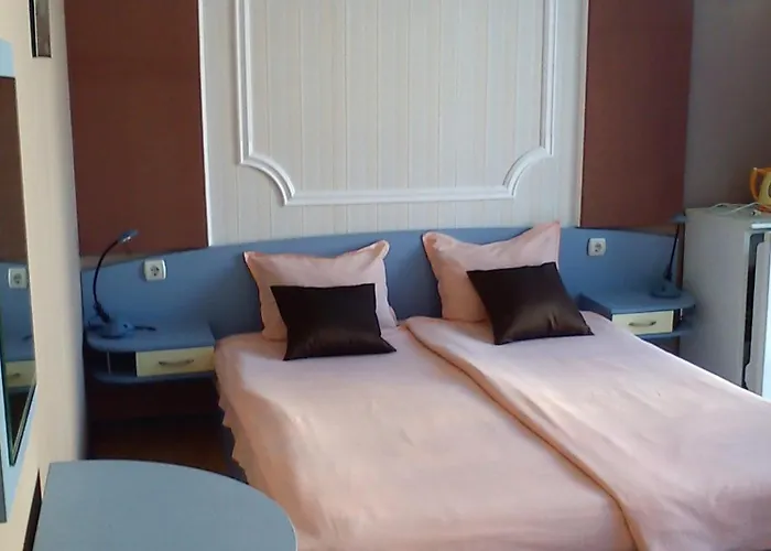 Guest House Ivy Maison d'hôtes 2*